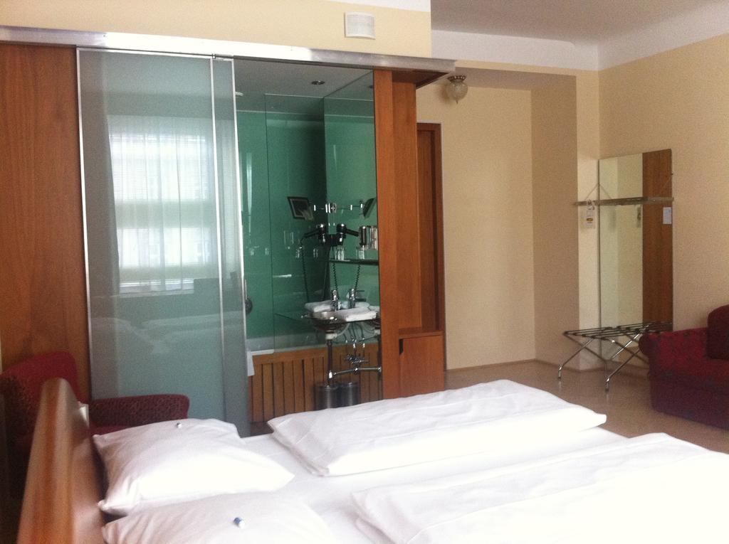 Shs Hotel Papageno Vienna Room photo